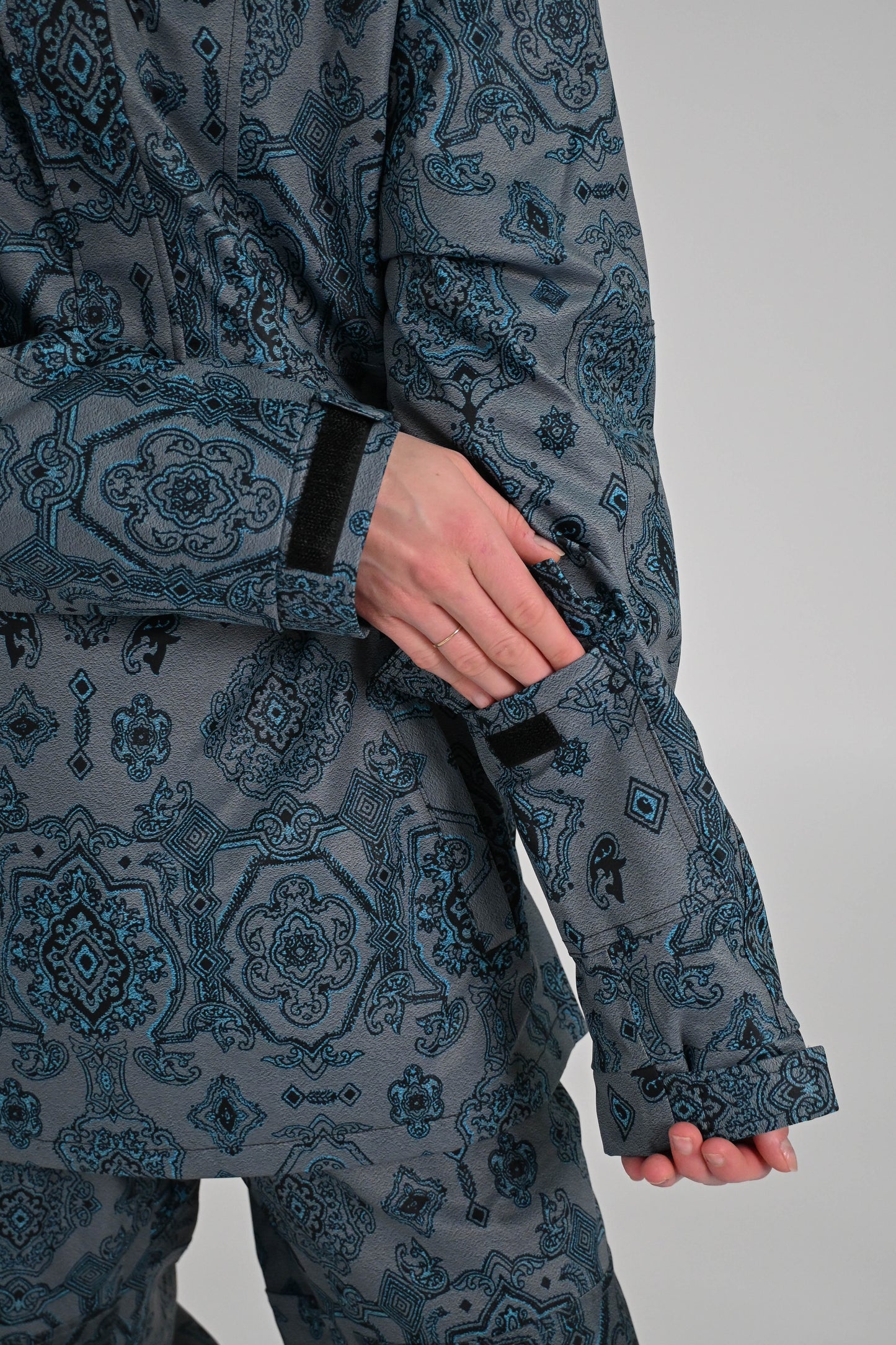 Mountain Breeze Anorak Unisex